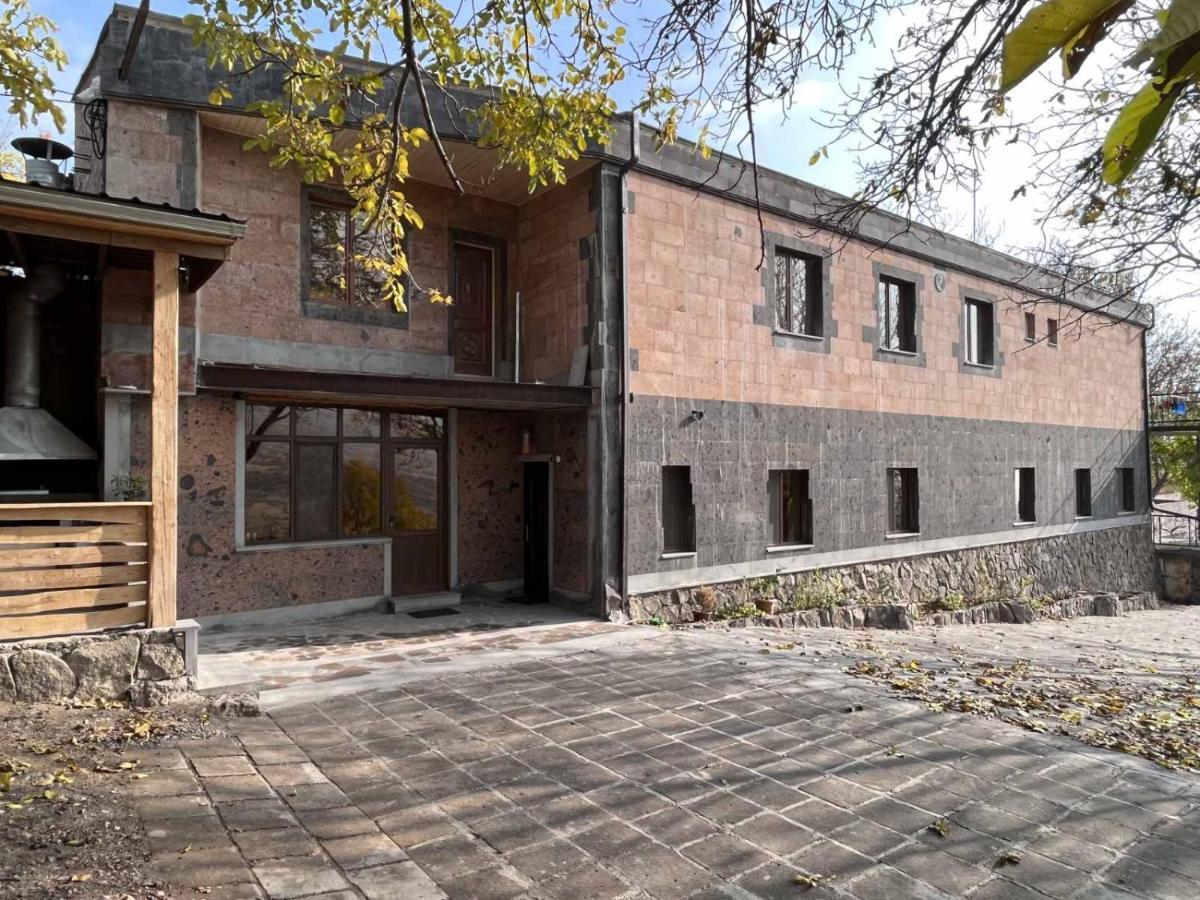 Old Byurakan Gouest House מראה חיצוני תמונה