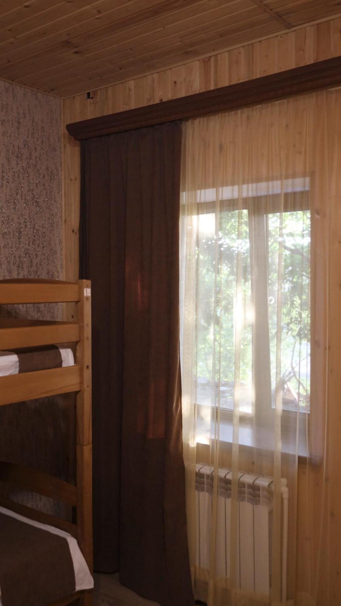 Old Byurakan Gouest House מראה חיצוני תמונה